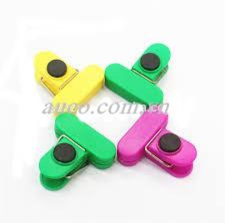 Kẹp tài liệu từ tính - KTT03